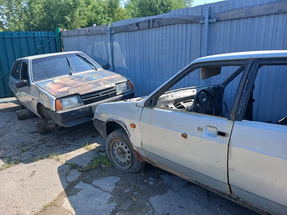 Продам  по запчастям.