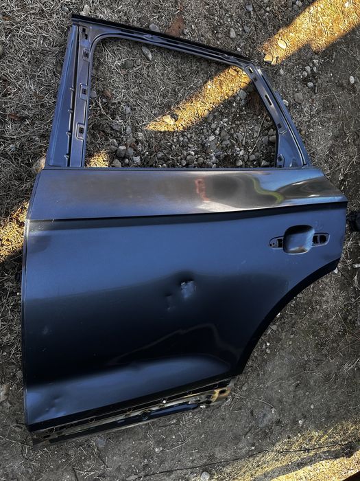 Ușă stânga spate audi q5.80a.