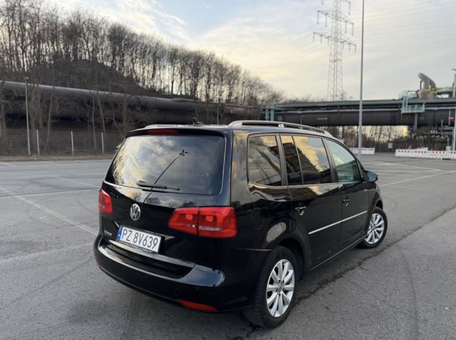 VOLKSWAGEN Touran 2010 — imagine 4