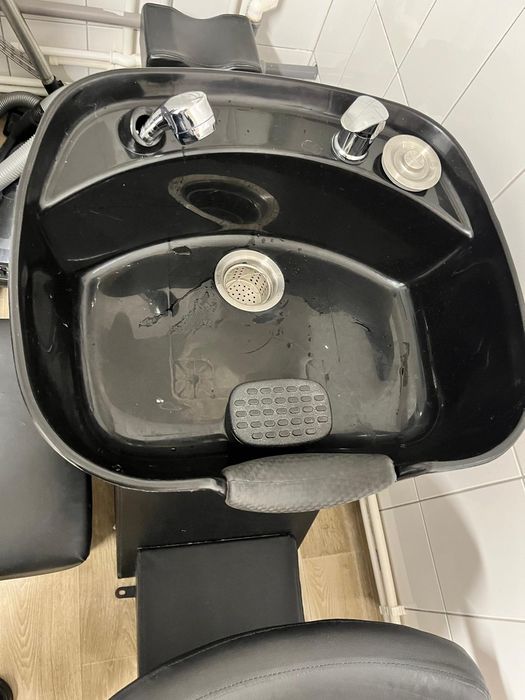 Scafa coafor ca noua