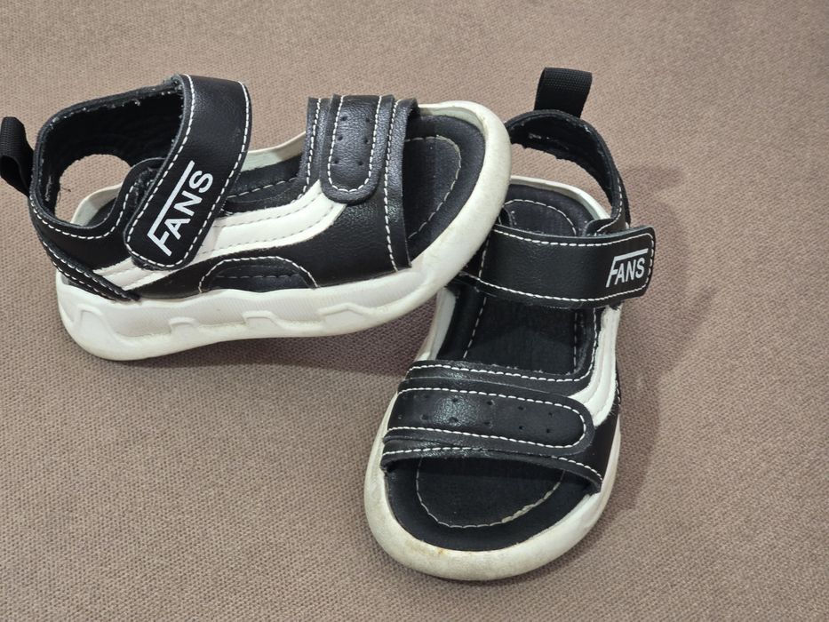 Обувь детская в отличном состоянии