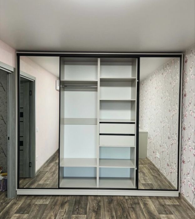 Шкаф  купе продам