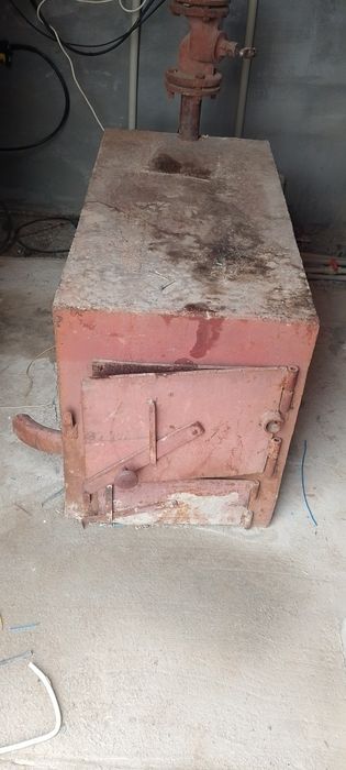 Продам печ в хорошем состоянии метал толстый приезжайте смотрите