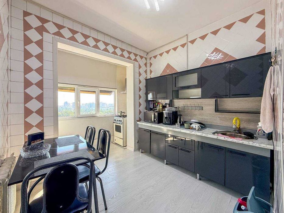 Продается 2/9/9 на Ташсельмаш Ор-р-парк Ашхабад Вторичка 60m2