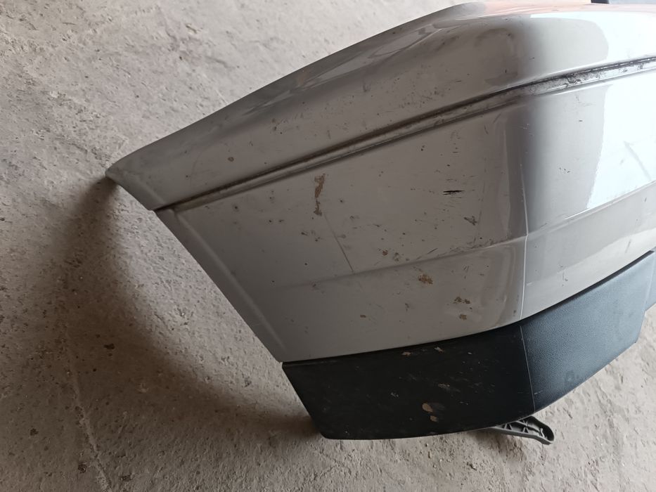 Продам бампер задний гольф 3