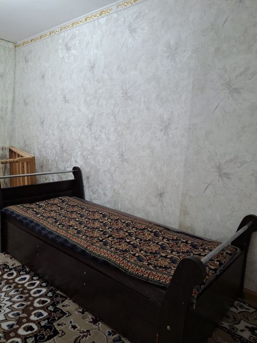 Диван целый большой