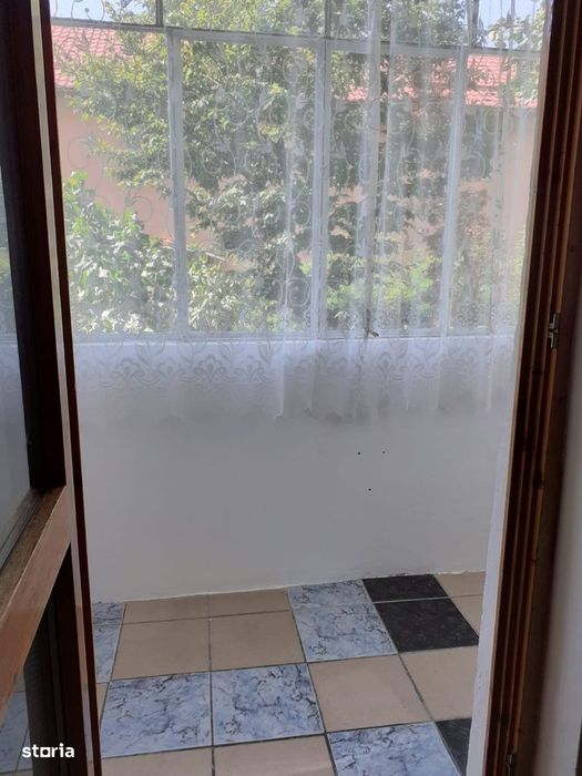 Apartament 2 camere, parter inalt, centrala proprie, zona Tasnad