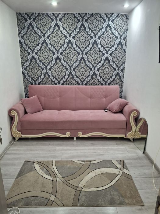 Închiriez apartament