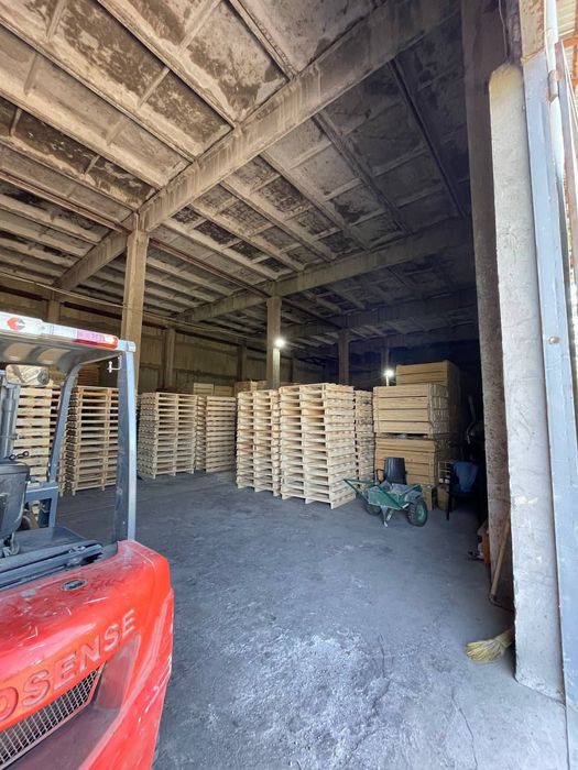 Продаётся 3 000 м² производственная база.