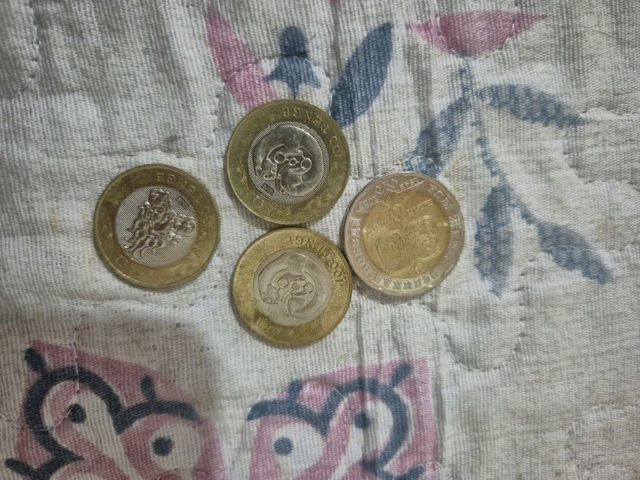 Продам коллекционный монеты