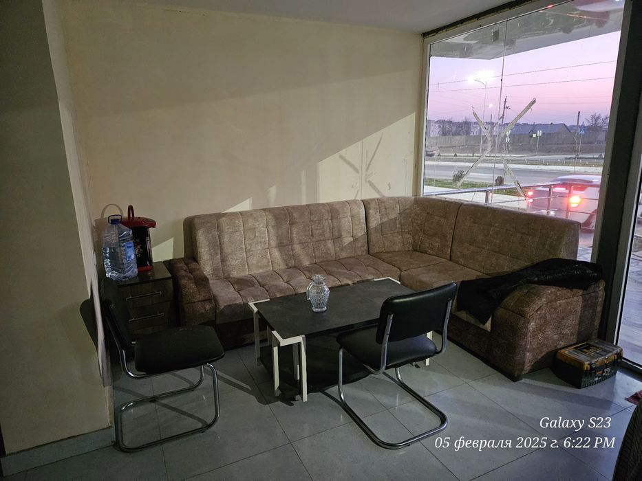 Офис мебель. Стол стул, диван, кресло, шкаф, стул Лариса.