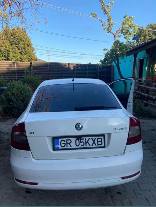 SKODA Octavia 2011 — imagine 2