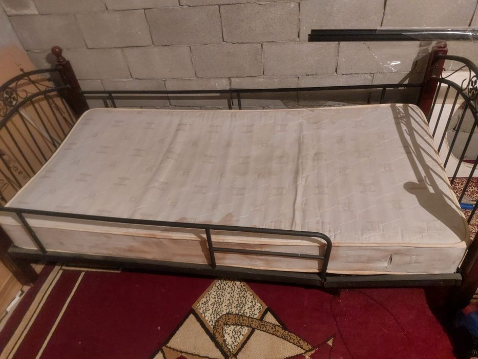 Кровать продается