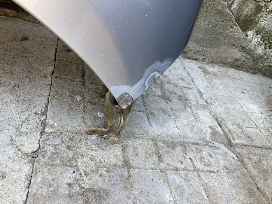 Преден капак за тойота авенсис/Toyota avensis T27 09-14г