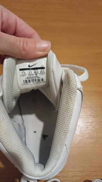 Обувки високи найк