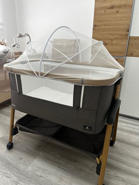 Бебешка мини кошара