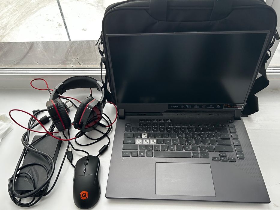 Игровой ноутбук Asus Rog Strix
