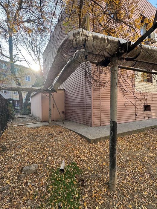 продаётся клиника  Чиланзар 915 м²
