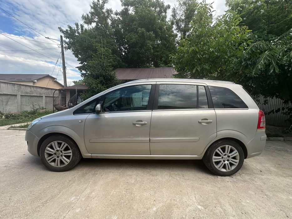 Opel Zafira B 1.7 CDTI/7 locuri/2008 /Euro 5