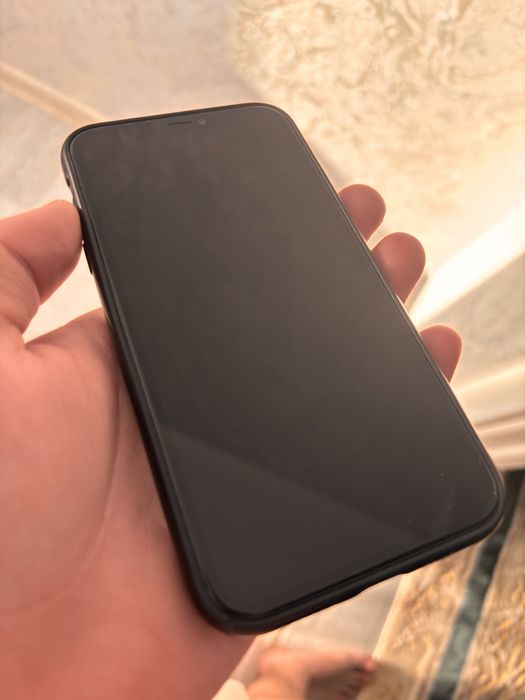 Продам iPhone 11 Black 128 GB
