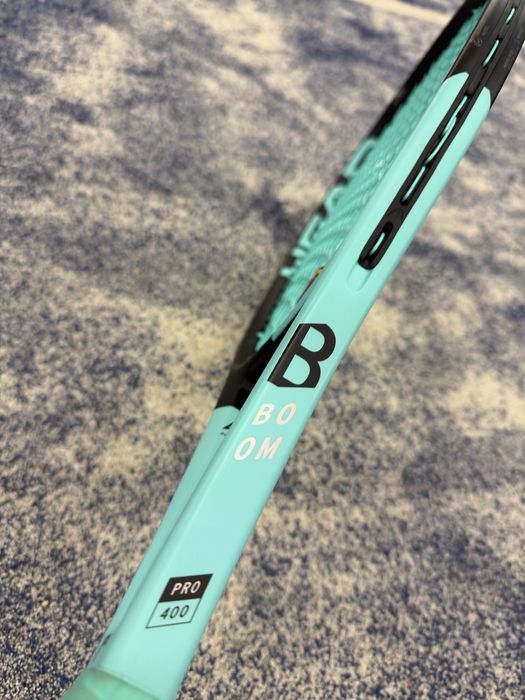 Чисто нова тенис Ракета Head