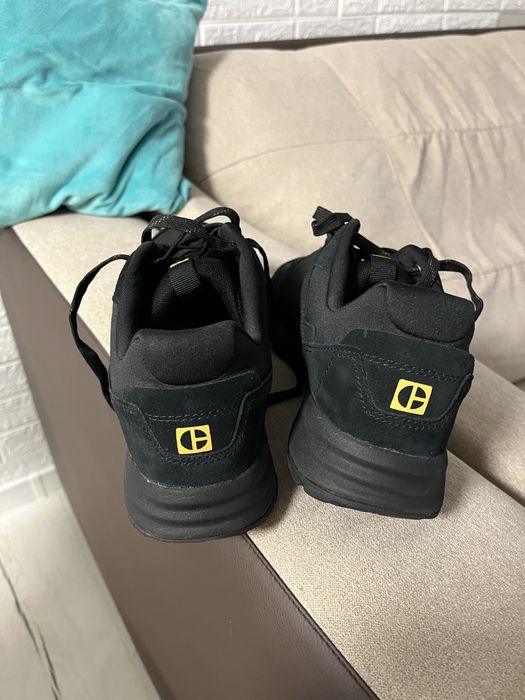 Маратонки  кожа  набук 45 Caterpillar