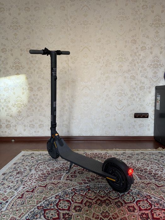 Электросамокат Ninebot KickScooter E25