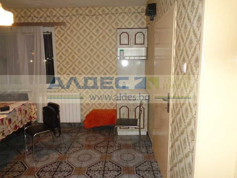 Продава се Къща в София, Враждебна - 319 кв.м за 721 €/кв.м - Снимка #13