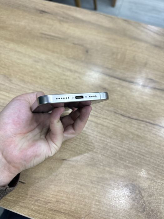 Iphone 15 Pro Max 1trb 80% White