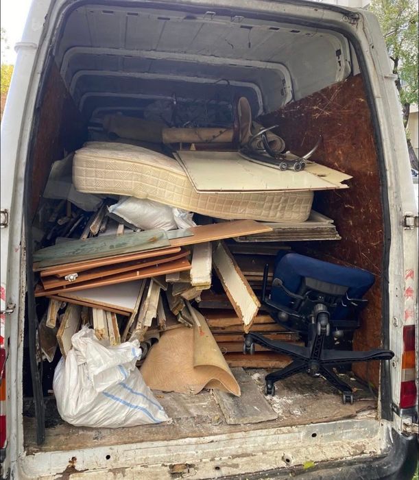 Ridic moloz mobila deseuri