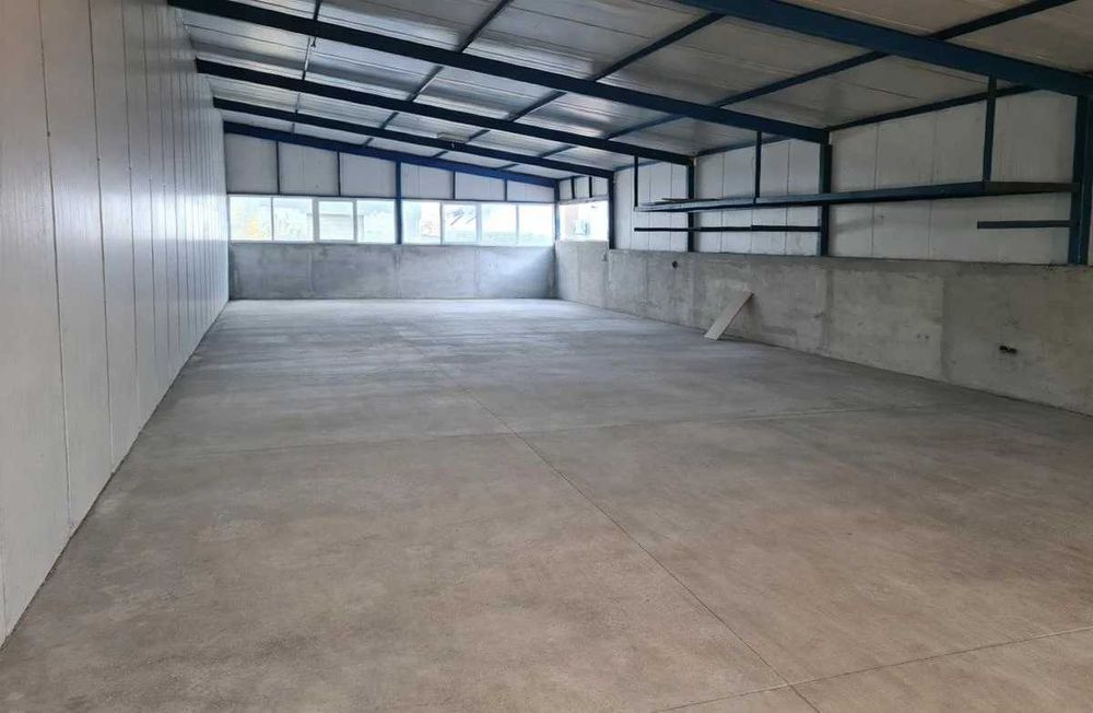 De Inchiriat - Hala si Birouri - 330mp - MOGOSOAIA