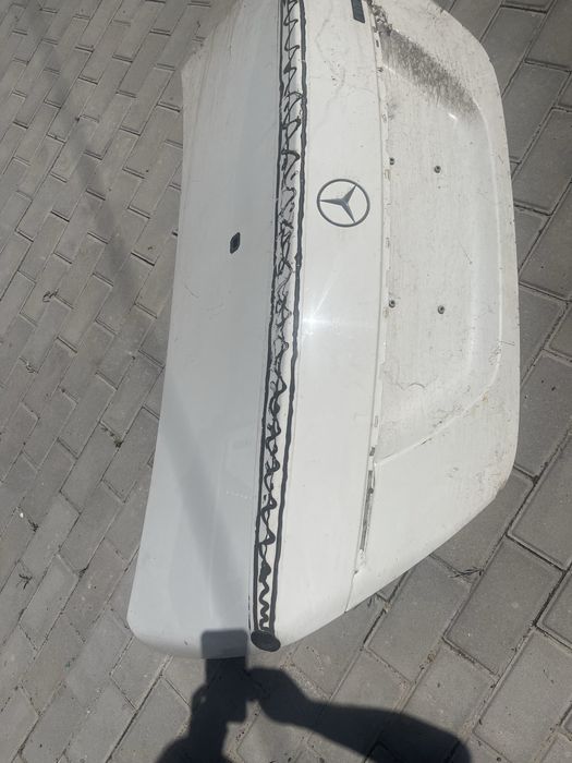 Крышка багажника w221
