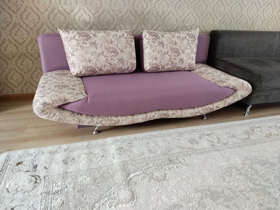 Диван в отличном состоянии