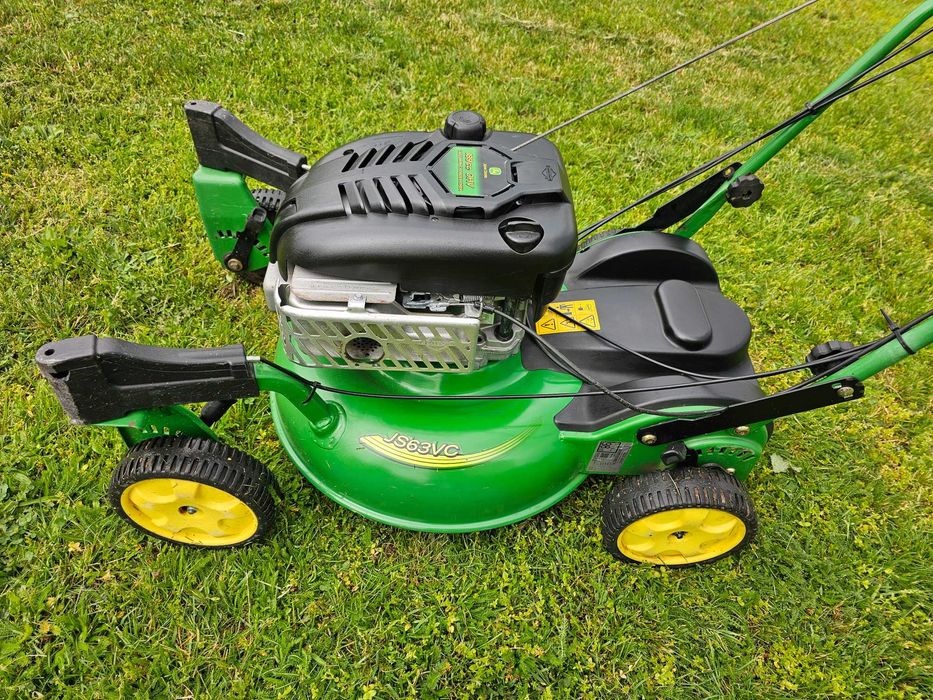 СамоХодна Косачка JOHN DEERE. ПЕРФЕКТНА