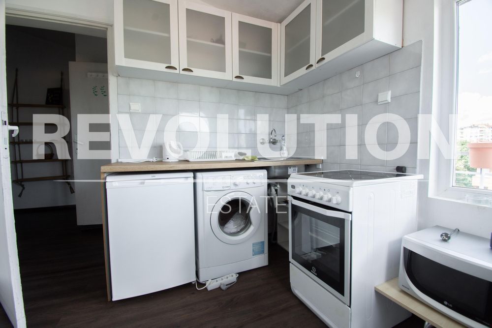 Дава се под наем Двустаен апартамент в София, Изток - 50 кв.м за 425 € - Снимка #2