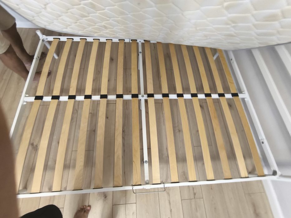 Двухспальная кровать 140*200