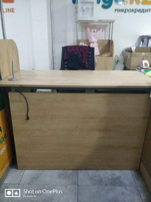 Продается Офисная мебель