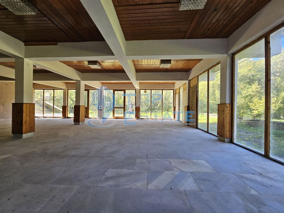 Продава се Къща в с. Стоките, Област Габрово - 503 кв.м за 560 €/кв.м - Снимка #8