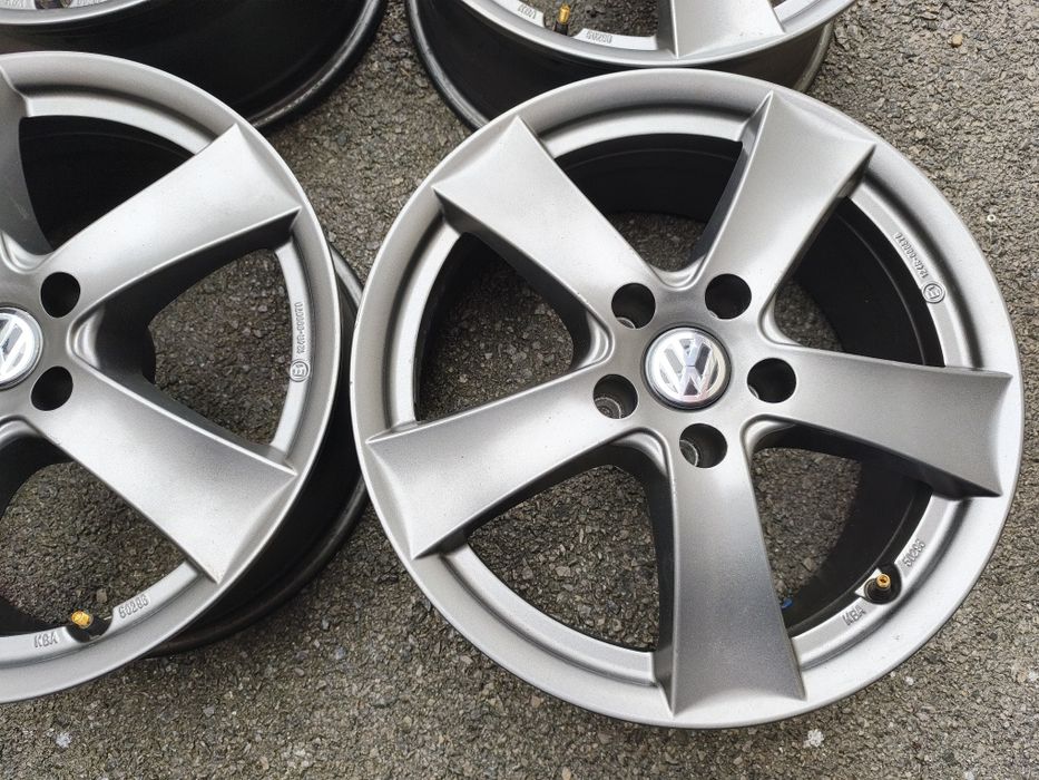 Фолксваген/VW - 17 цола 5x112; 4 бр. лети джанти  цвят графит