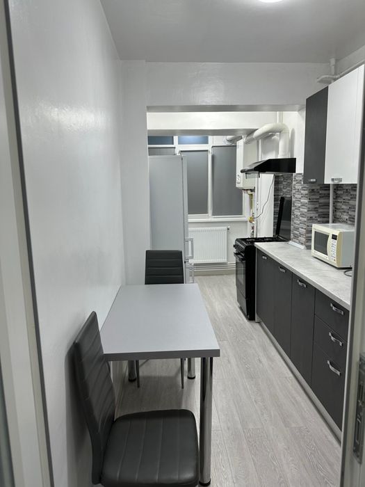 Inchiriez apartament 1 cam, et.3, M.21, CT