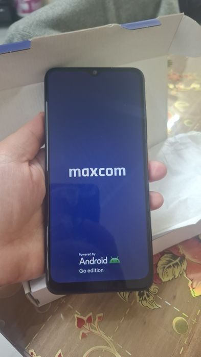 Smart phone maxcom