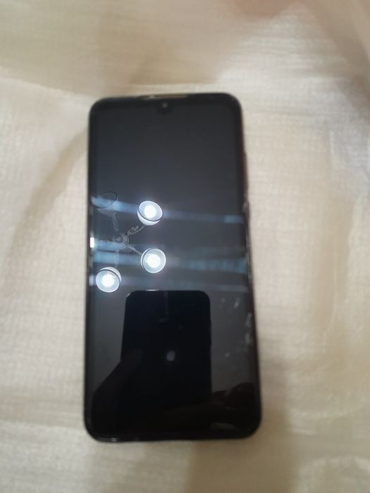 Продам два телефон