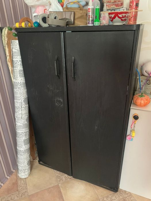 Шкафчик срочно продам