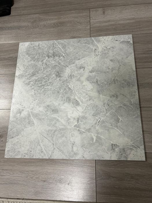 Продам кафелей/керамогранитов