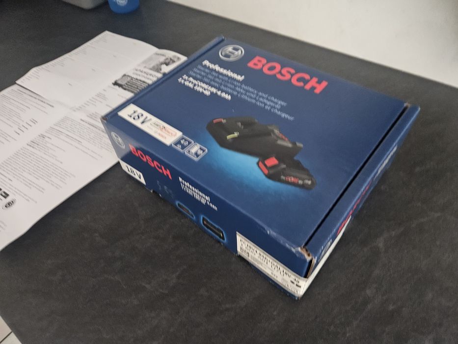 Bosch винтоверт, батерия и зарядно
