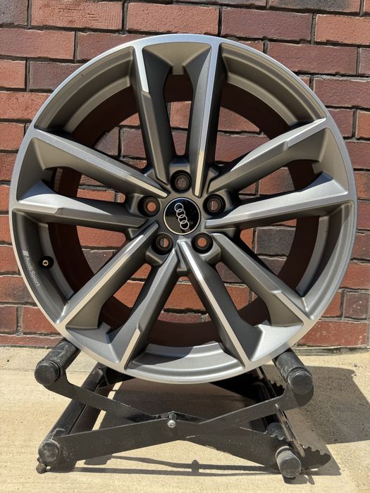 Audi Sport джанти 19 цола ( А4 А6 )