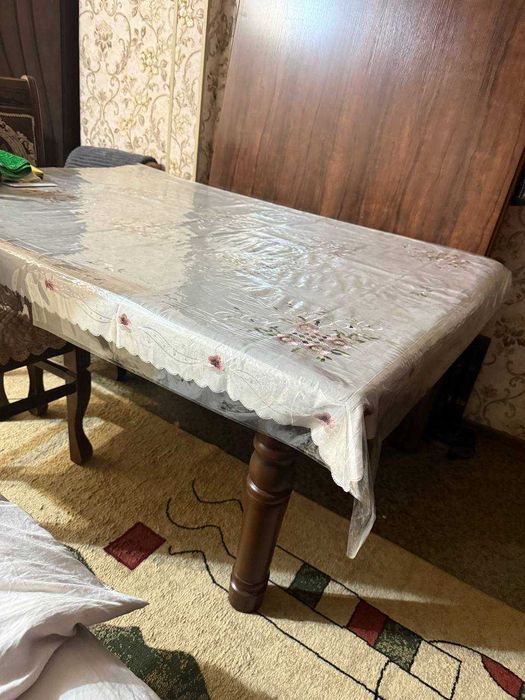 Продам большой новый стол/ хонтахта