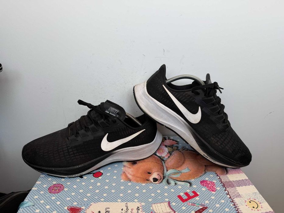 Nike Air Zoom Pegasus 37''оригинални маратонки 43 номер