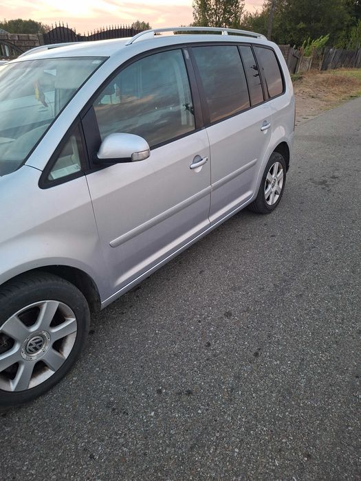 Volkswagen  touran 2.0 TDI