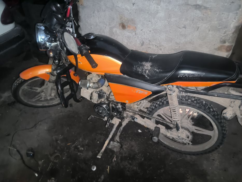 Продам мотоцикл срочно